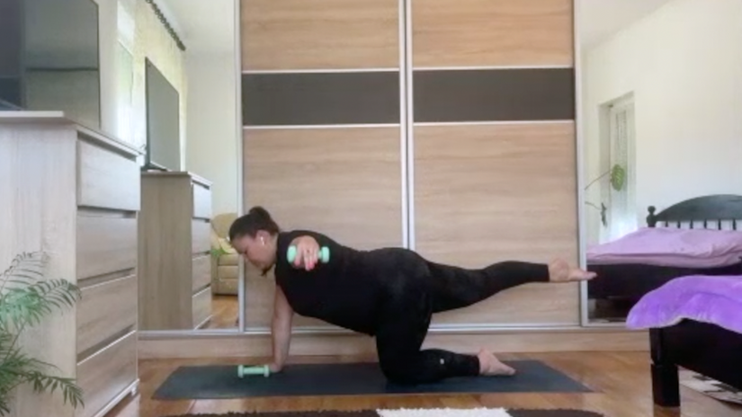 Pilates haltères Zoom